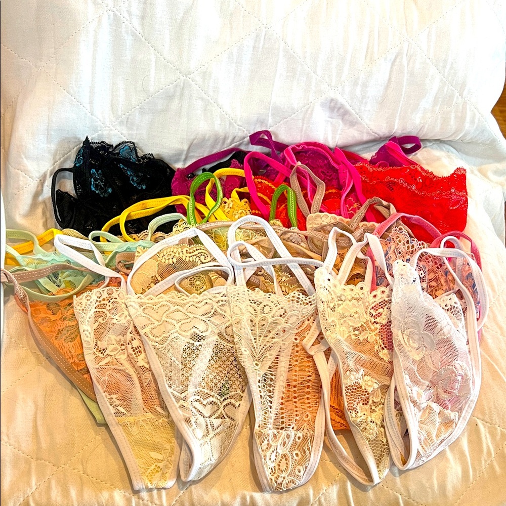 Set Of 30+ Women’s CHUNS G-Strings Under Wear Size Medium NWOT